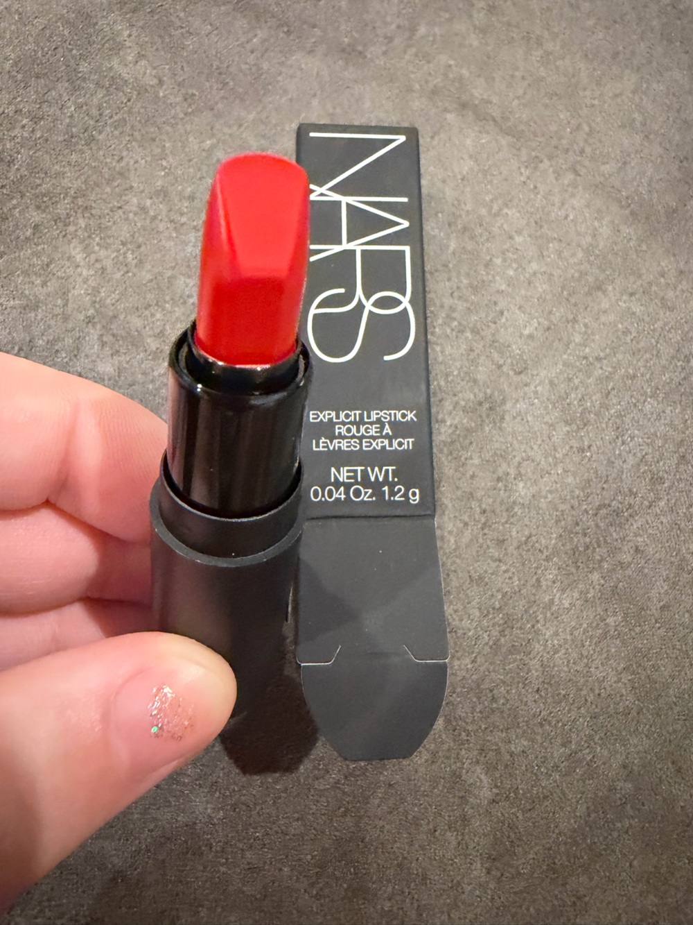 NARS Explicit Lipstick mini in 863